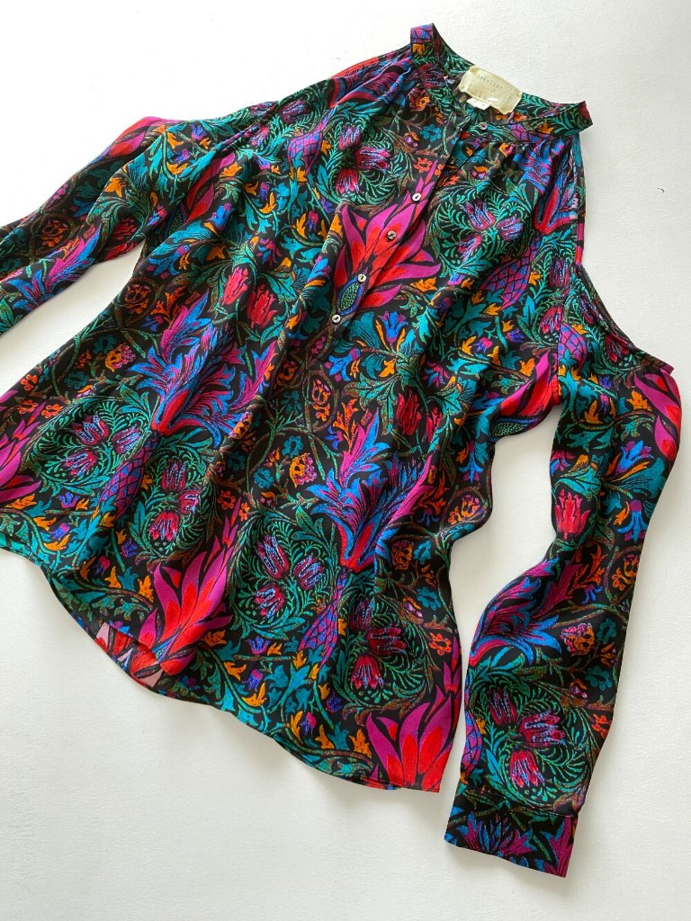 Nicole Miller Artelier 100% Silk Cold Shoulder Floral Blouse Size M Boho